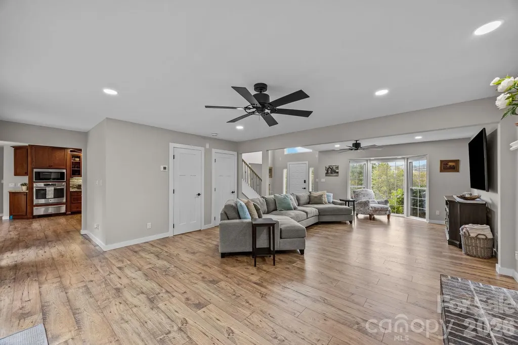 235 Petersburg View Drive Marshall NC 28753