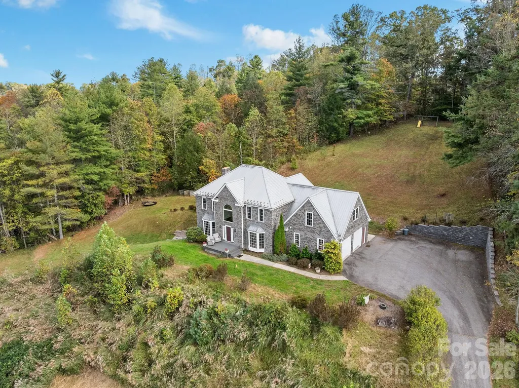 235 Petersburg View Drive Marshall NC 28753
