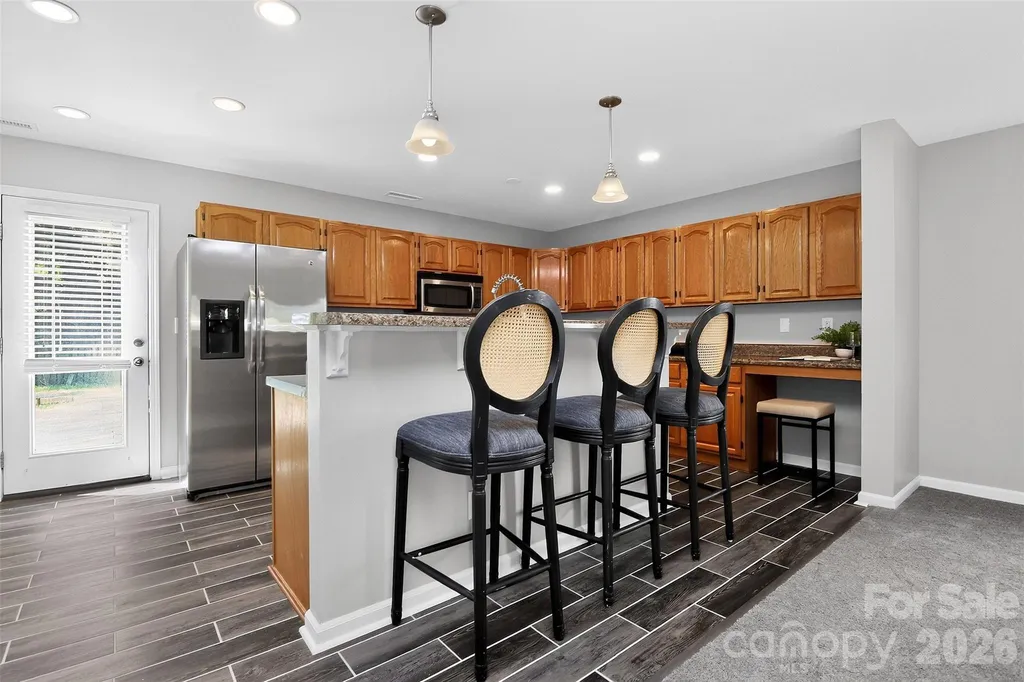 15705 Lakepoint Forest Drive Charlotte NC 28278