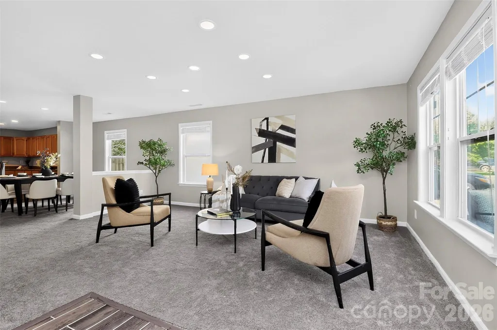 15705 Lakepoint Forest Drive Charlotte NC 28278