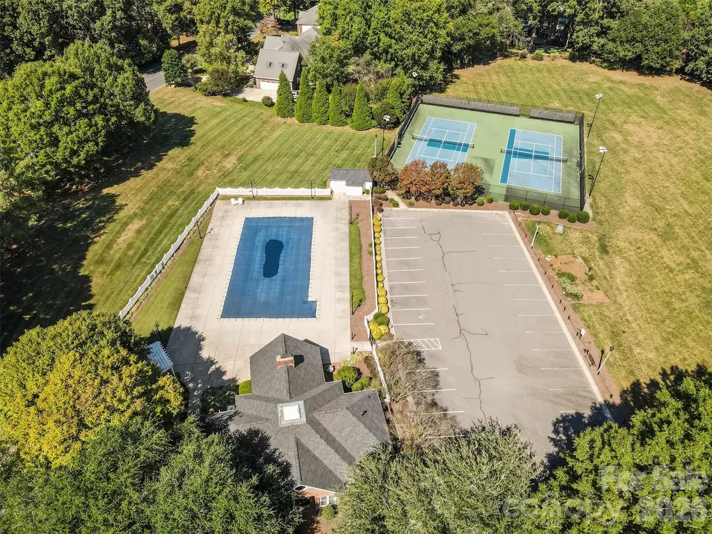 1337 Braeburn Road NW Concord NC 28027