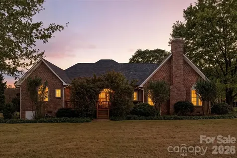 1337 Braeburn Road NW Concord NC 28027