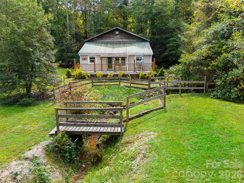 645 W Fork Creek Road Saluda NC 28773