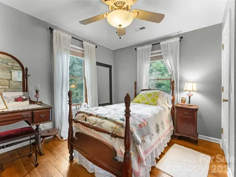 645 W Fork Creek Road Saluda NC 28773