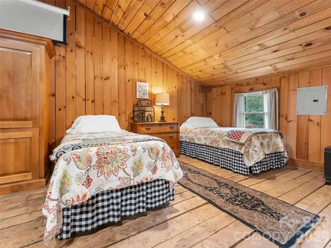 645 W Fork Creek Road Saluda NC 28773