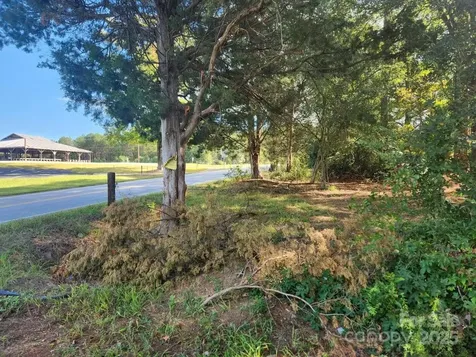 5987 Charlotte Highway Lancaster SC 29720