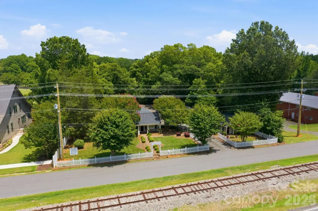 19428 Zion Avenue Cornelius NC 28031