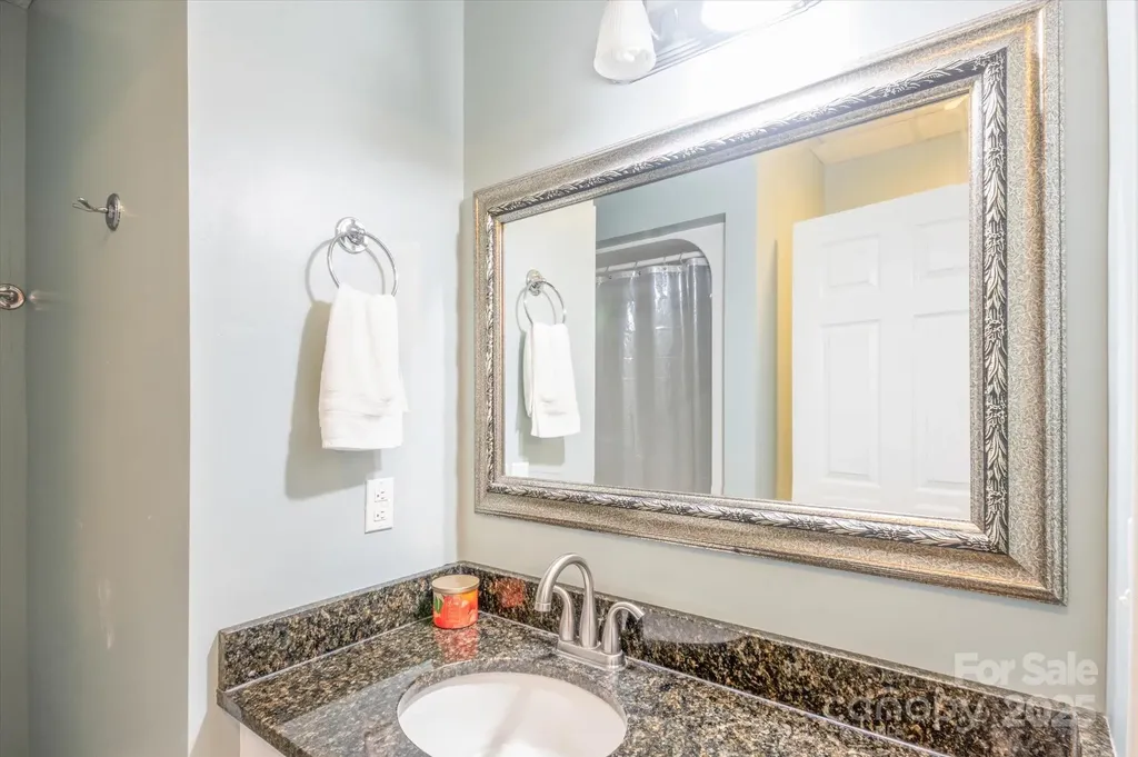 192 Lake Club Drive Nebo NC 28761