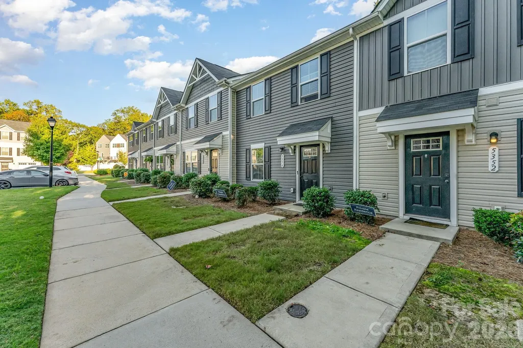 5356 Austin Knoll Court Charlotte NC 28269