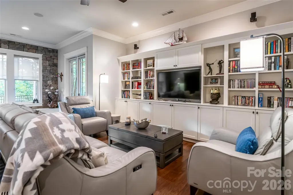 86 Brookline Drive Asheville NC 28803