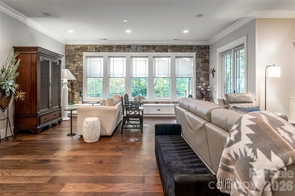 86 Brookline Drive Asheville NC 28803