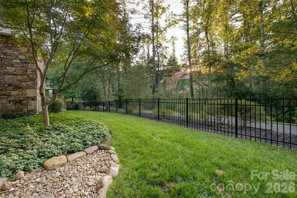 86 Brookline Drive Asheville NC 28803
