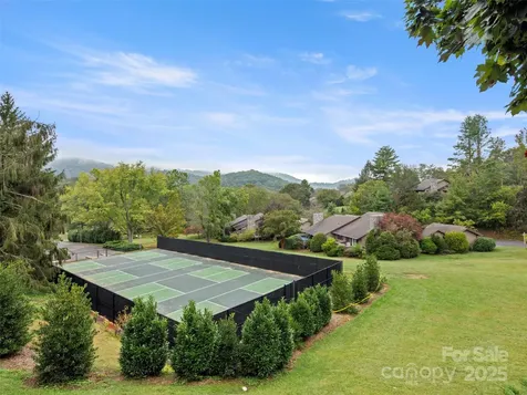 5 Ridge Terrace Asheville NC 28804