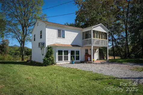 3755 Broad Street Clyde NC 28721