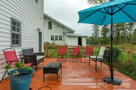 3755 Broad Street Clyde NC 28721