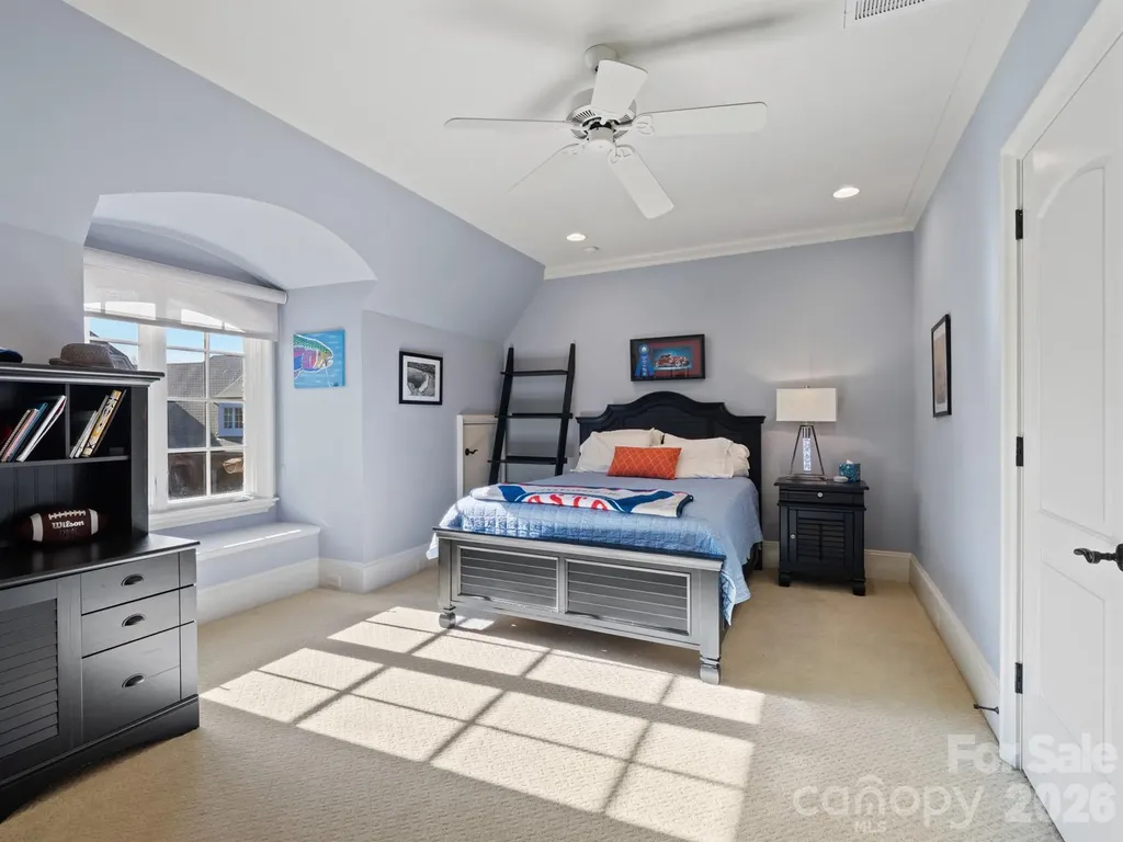 229 Wrenwood Lane Charlotte NC 28211