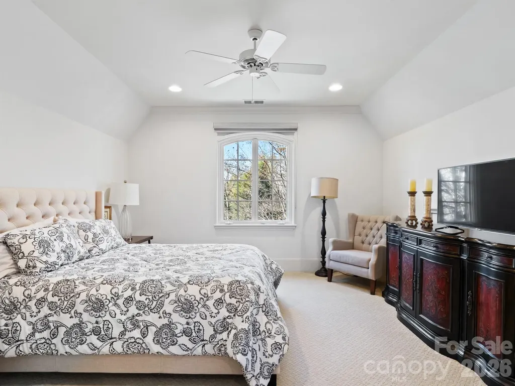 229 Wrenwood Lane Charlotte NC 28211