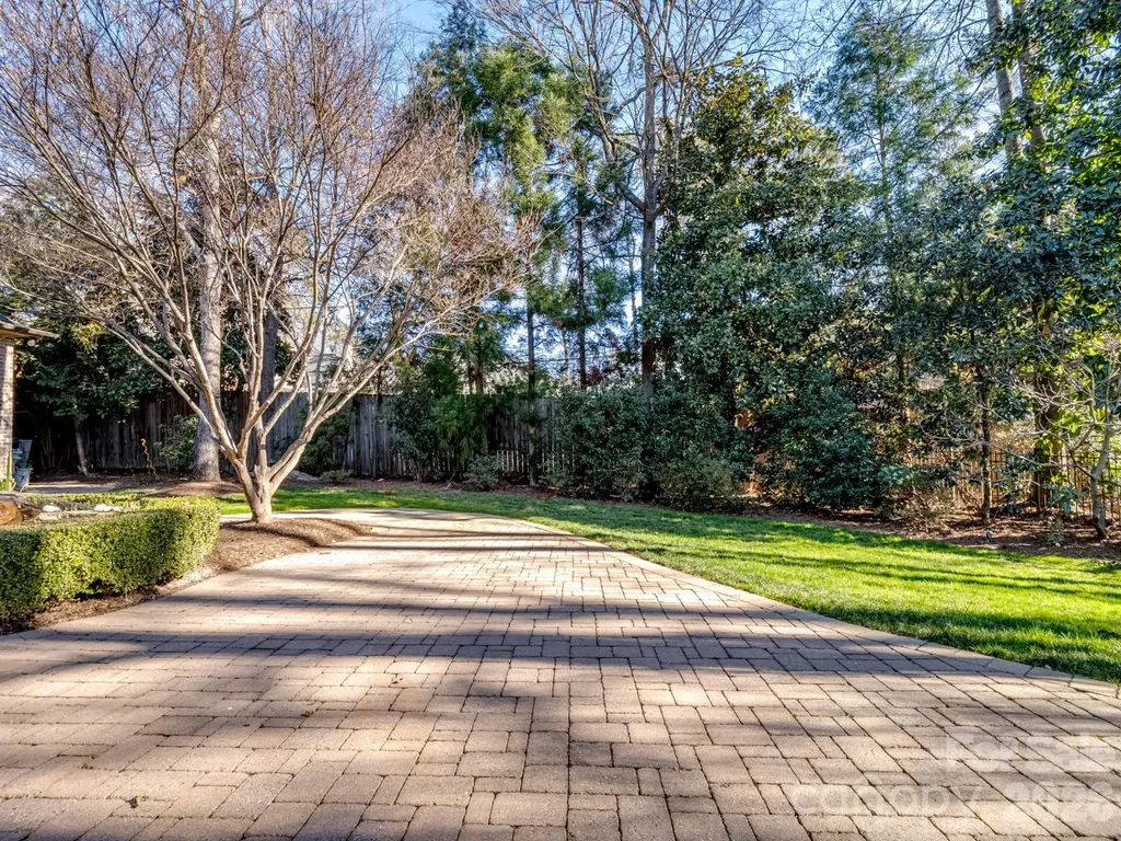 229 Wrenwood Lane Charlotte NC 28211