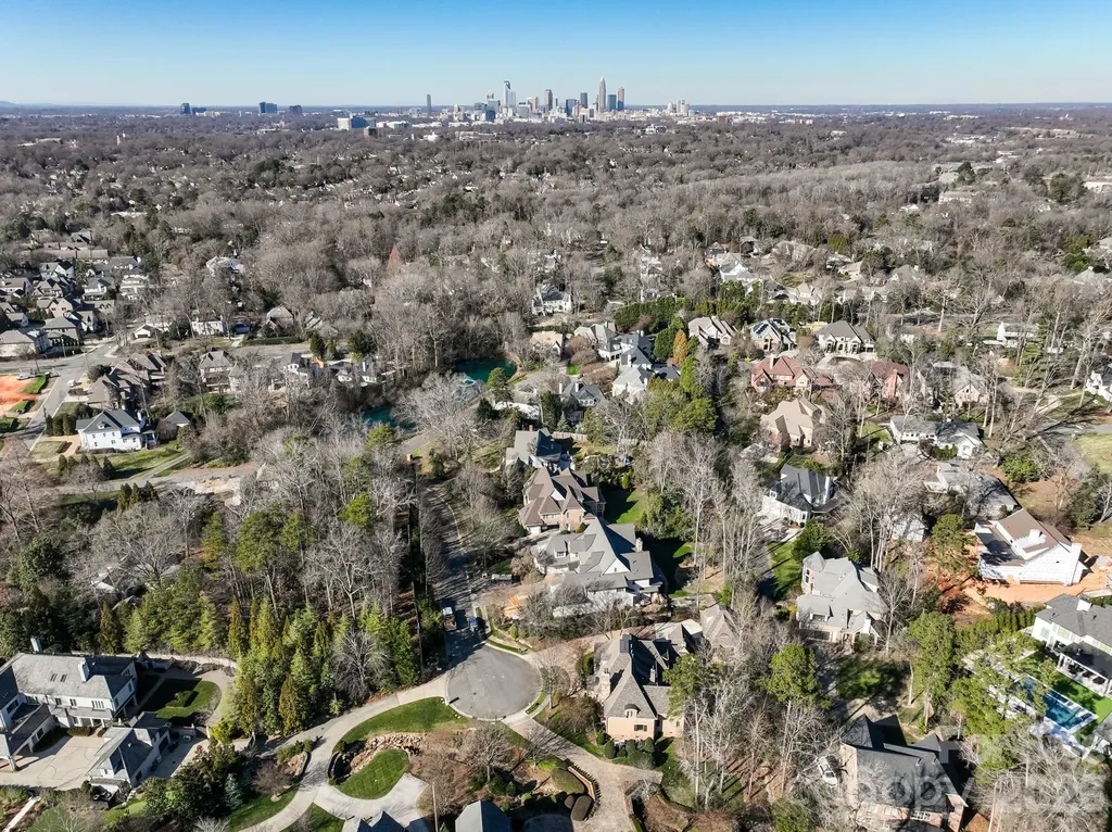 229 Wrenwood Lane Charlotte NC 28211