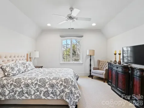 229 Wrenwood Lane Charlotte NC 28211