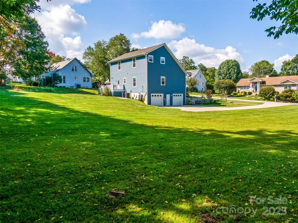10 Warbler Drive Fletcher NC 28732