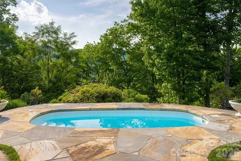 532 Tsali Crossing N Bryson City NC 28713