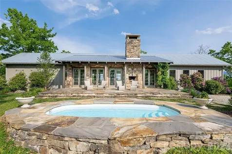 532 Tsali Crossing N Bryson City NC 28713