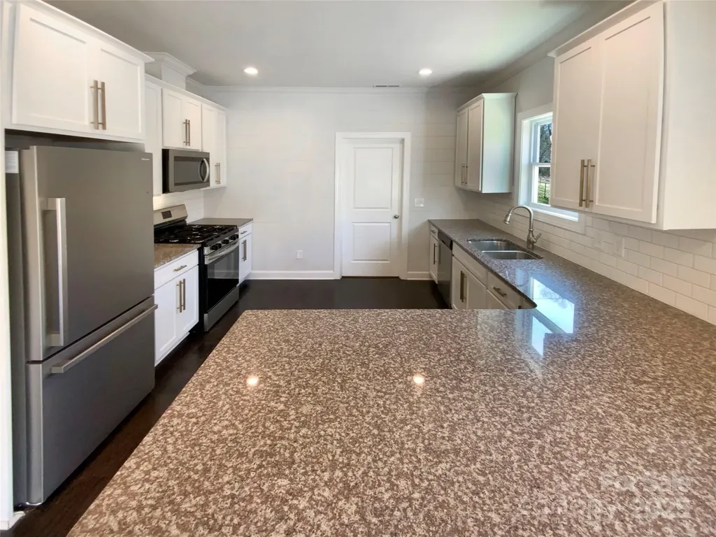 2811 Iveywood Drive Monroe NC 28110