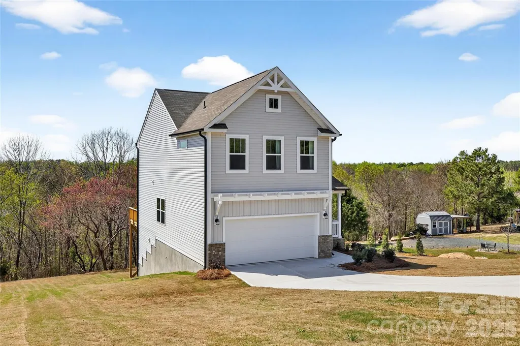 2410 Stonehaven Drive Albemarle NC 28001