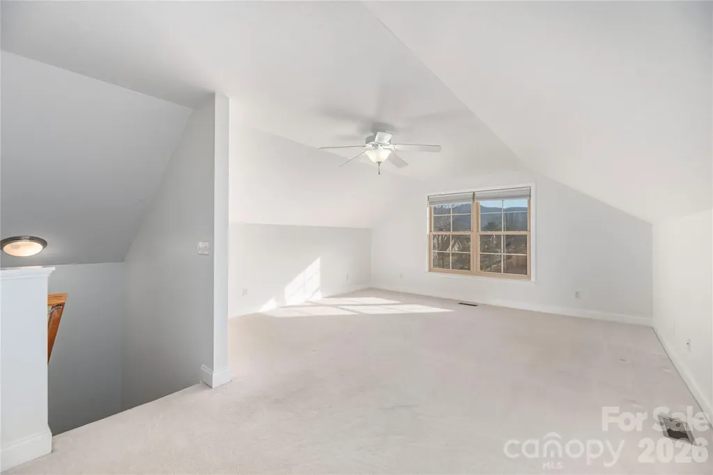 122 Outlook Circle Swannanoa NC 28778
