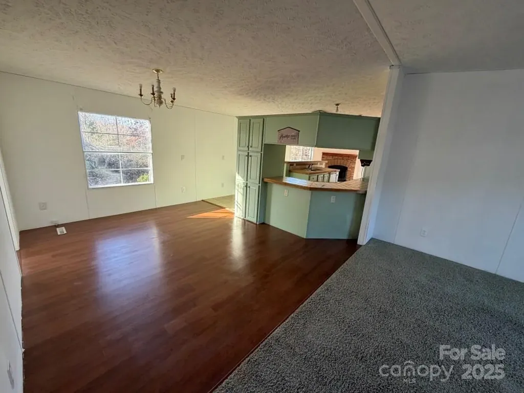 2687 1st Avenue NW Catawba NC 28609