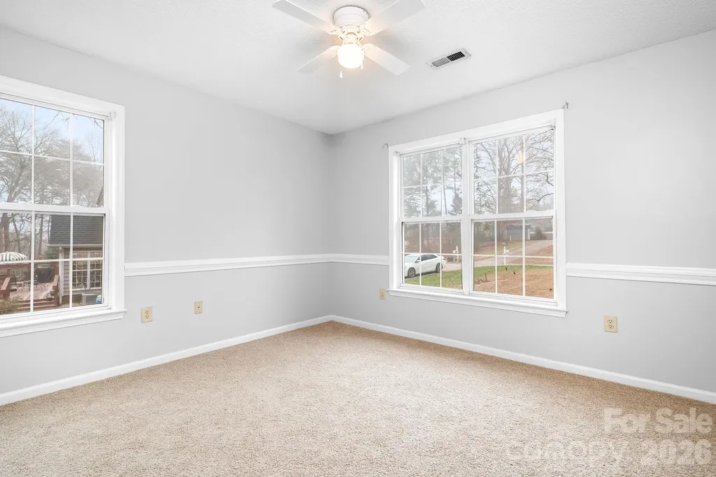 177 Highland Woods Court Denver NC 28037