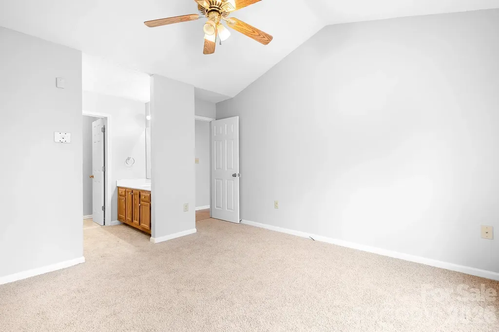 177 Highland Woods Court Denver NC 28037