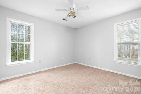 177 Highland Woods Court Denver NC 28037