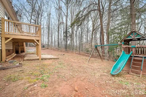 177 Highland Woods Court Denver NC 28037