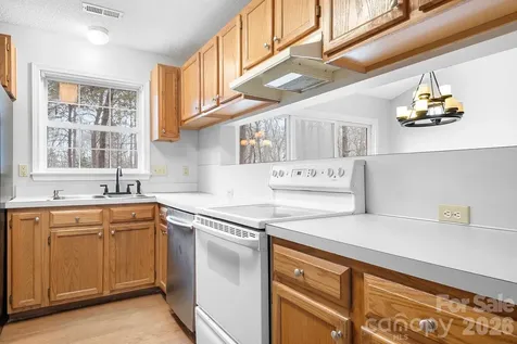 177 Highland Woods Court Denver NC 28037