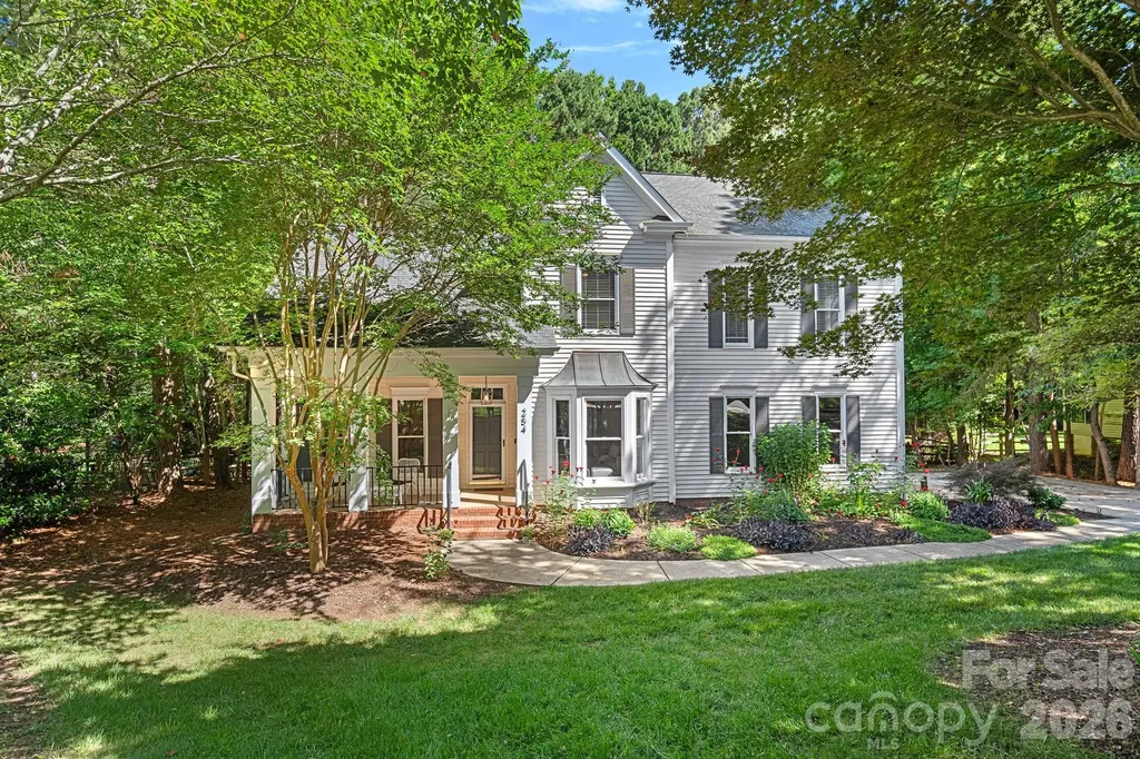254 Bay Harbour Road Mooresville NC 28117
