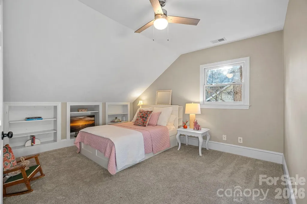254 Bay Harbour Road Mooresville NC 28117