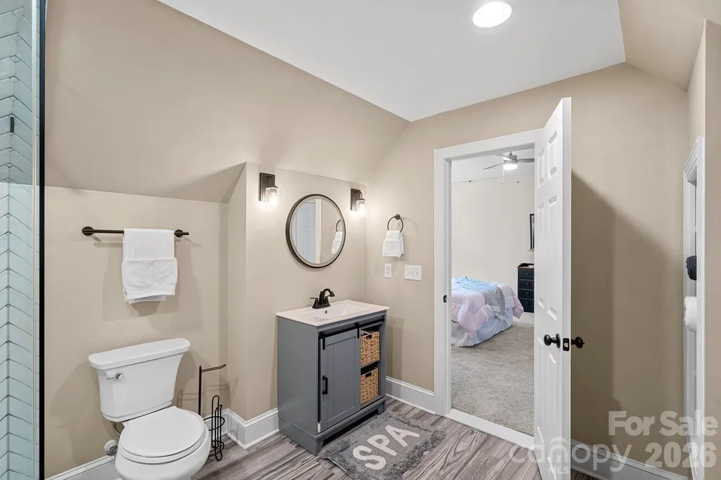 254 Bay Harbour Road Mooresville NC 28117