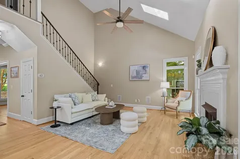 254 Bay Harbour Road Mooresville NC 28117