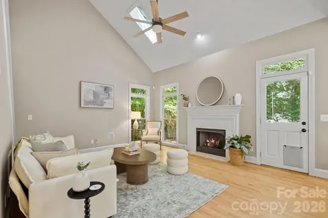 254 Bay Harbour Road Mooresville NC 28117