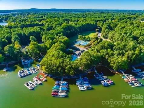 254 Bay Harbour Road Mooresville NC 28117