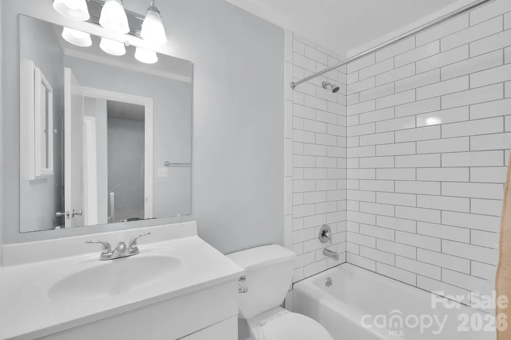 8510 Castle Pine Court Charlotte NC 28226
