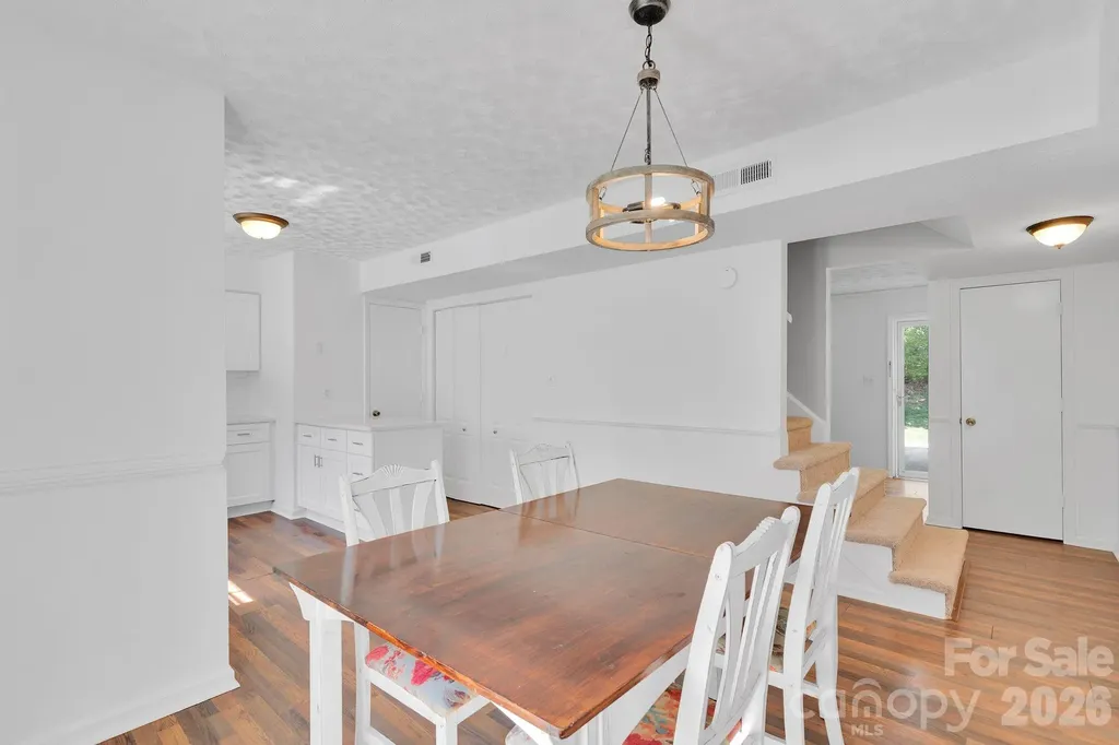 8510 Castle Pine Court Charlotte NC 28226