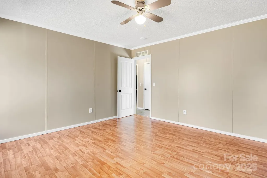 15 Cyrus Lane Weaverville NC 28787