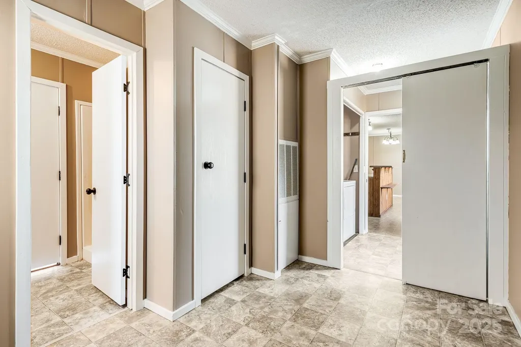 15 Cyrus Lane Weaverville NC 28787