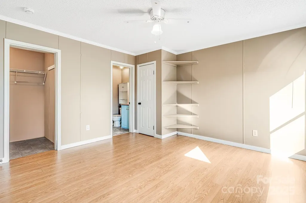 15 Cyrus Lane Weaverville NC 28787