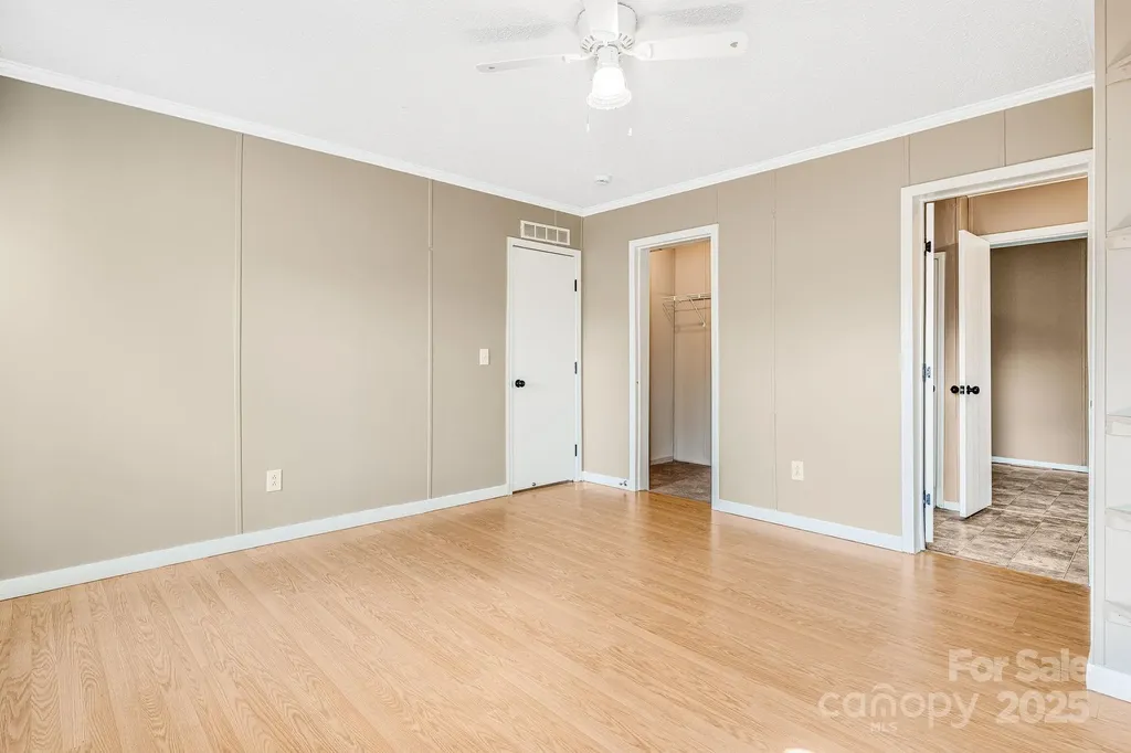 15 Cyrus Lane Weaverville NC 28787
