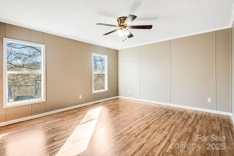 15 Cyrus Lane Weaverville NC 28787