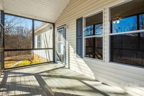 15 Cyrus Lane Weaverville NC 28787